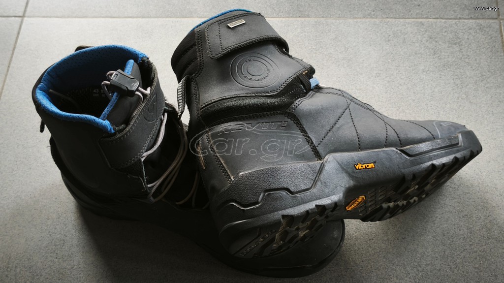 Revit Scout H2O waterproof