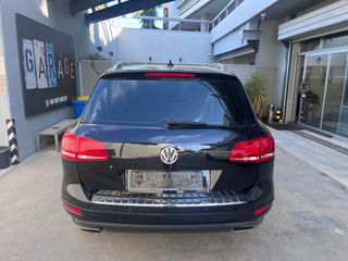 Volkswagen Touareg 2010 Full extra !!!-thumb-4