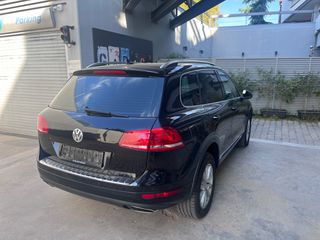 Volkswagen Touareg 2010 Full extra !!!-thumb-5