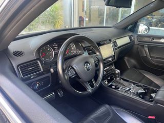 Volkswagen Touareg 2010 Full extra !!!-thumb-7
