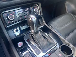 Volkswagen Touareg 2010 Full extra !!!-thumb-11