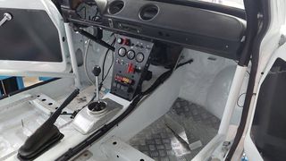 Ford Escort 1972-thumb-20