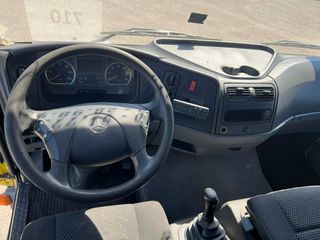 Ψυγείο Mercedes-Benz 2013 816 ATEGO-thumb-16