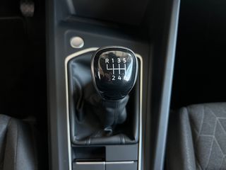 Volkswagen Golf 2026 MORE-thumb-12