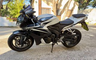 Honda CBR 600RR 2007-thumb-3