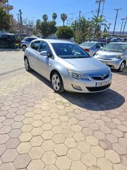 Opel Astra 2012 turbo 140 ps