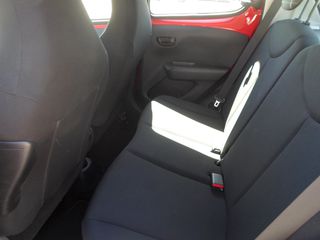 Peugeot 108 2016-thumb-8