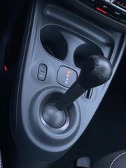 Smart ForTwo 2018 EQ 82hp PANORAMA/LED/ΘΕΡΜΑΙΝΟΜΕΝΑ/ΟΘΟΝΗ/CRUISE-thumb-29