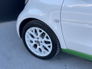 Smart ForTwo 2018 EQ 82hp PANORAMA/LED/ΘΕΡΜΑΙΝΟΜΕΝΑ/ΟΘΟΝΗ/CRUISE-thumb-9