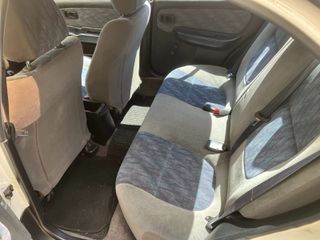 Nissan Almera 1999-thumb-8