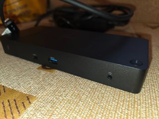 Σε 2 οθόνες, Dell λαπτοπ +docking station-thumb-3