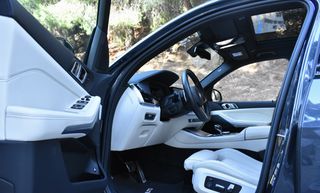 Bmw X5 2022 45e-M PACKET-PANORAMA-LASER LIGHTS-SHADOW LINE-thumb-15