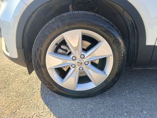 Volvo XC40 2024 2.0Β3 AUTO MILD HYBRID 163ps-thumb-32
