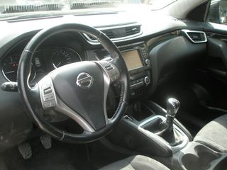 Nissan Qashqai 2017-thumb-10