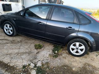 Ford Focus 2006-thumb-5