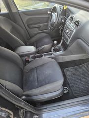 Ford Focus 2006-thumb-9