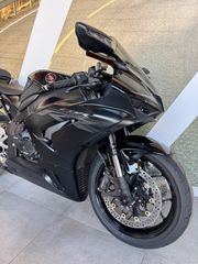 Honda CBR 1000RR 2021 R-thumb-3