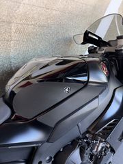 Honda CBR 1000RR 2021 R-thumb-7