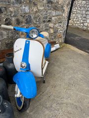 Piaggio Vespa 1975 P200E