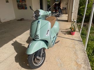Vespa GTS 300 2022