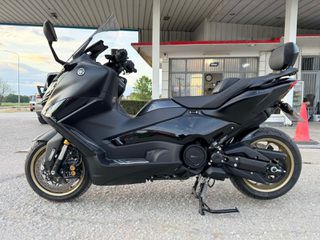 Yamaha TMAX 560 2023-thumb-1