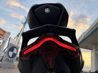 Yamaha TMAX 560 2023-thumb-42