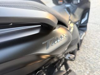 Yamaha TMAX 560 2023-thumb-10