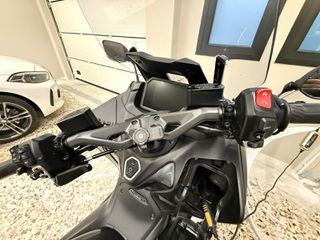 Yamaha TMAX 560 2023-thumb-17