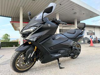 Yamaha TMAX 560 2023-thumb-24