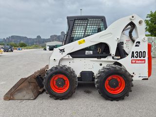 Φορτωτάκι Bobcat 2005 A300 αριστη κατασταση!!!