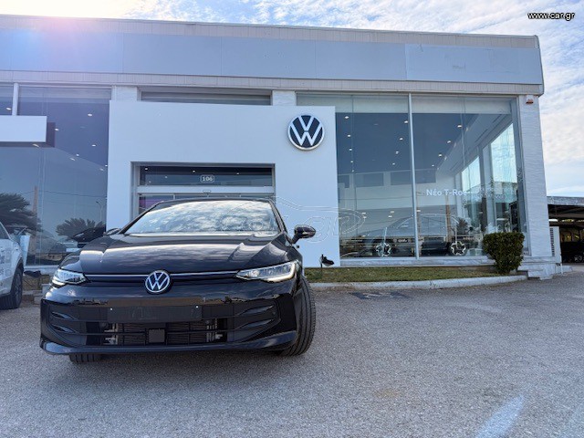 Volkswagen Golf 2024 MORE