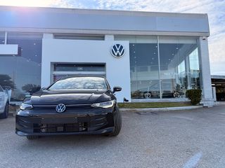 Volkswagen Golf 2024 MORE