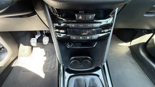 Peugeot 2008 2016 GT LINE-thumb-23