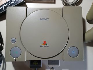 SONY PLAYSTATION 1-thumb-3