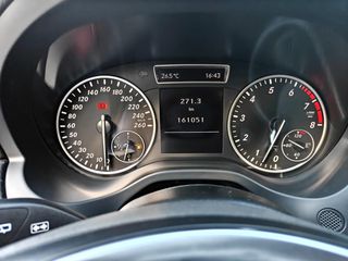 Mercedes-Benz A 180 2013 BlueEfficiency Executive * Navi-thumb-11