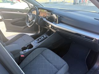 Volkswagen Golf 2022 eTSI DSG Mild Hybrid-thumb-7
