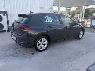 Volkswagen Golf 2022 eTSI DSG Mild Hybrid-thumb-3