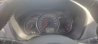 Toyota Yaris 2015 1.0-thumb-8