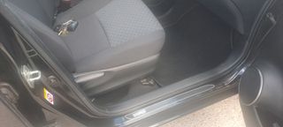 Toyota Yaris 2015 1.0-thumb-11