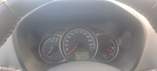 Toyota Yaris 2015 1.0-thumb-18