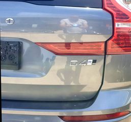 Volvo XC 60 2017 R-Design Panorama 4X4 Auto 2000cc 190hp Diesel-thumb-59
