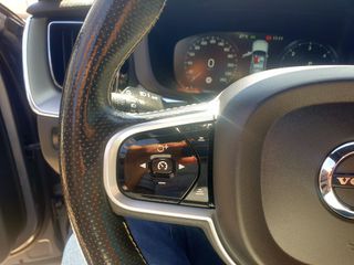Volvo XC 60 2017 R-Design Panorama 4X4 Auto 2000cc 190hp Diesel-thumb-30