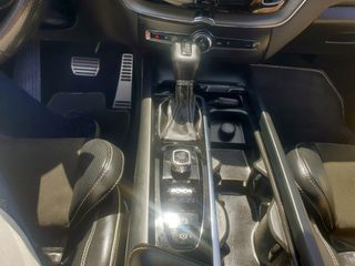 Volvo XC 60 2017 R-Design Panorama 4X4 Auto 2000cc 190hp Diesel-thumb-41