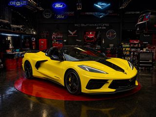 Corvette C8 2023 Stingray Cabrio 3LT Full!-thumb-5