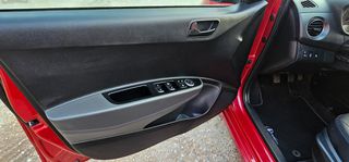 Hyundai i 10 2016 1.0 FIFA WORLD CUP EDITION-thumb-19