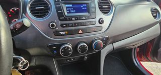 Hyundai i 10 2016 1.0 FIFA WORLD CUP EDITION-thumb-23