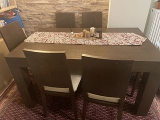τραπεζαρία με 6 καρέκλες 1.5*0.90 &δύο επεκτάσεις (0.45+0.45)