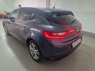 Renault Megane 2019 BOSE-thumb-4