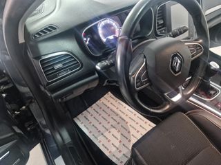 Renault Megane 2019 BOSE-thumb-7