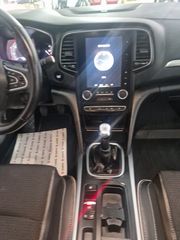 Renault Megane 2019 BOSE-thumb-11